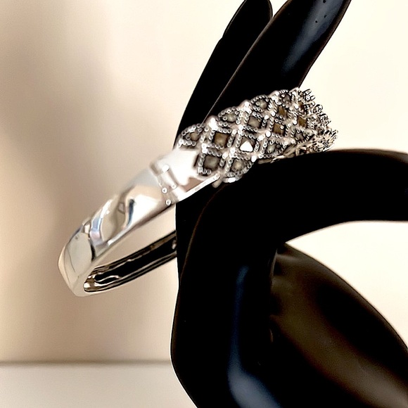 Bangle bracelet - Picture 4 of 7